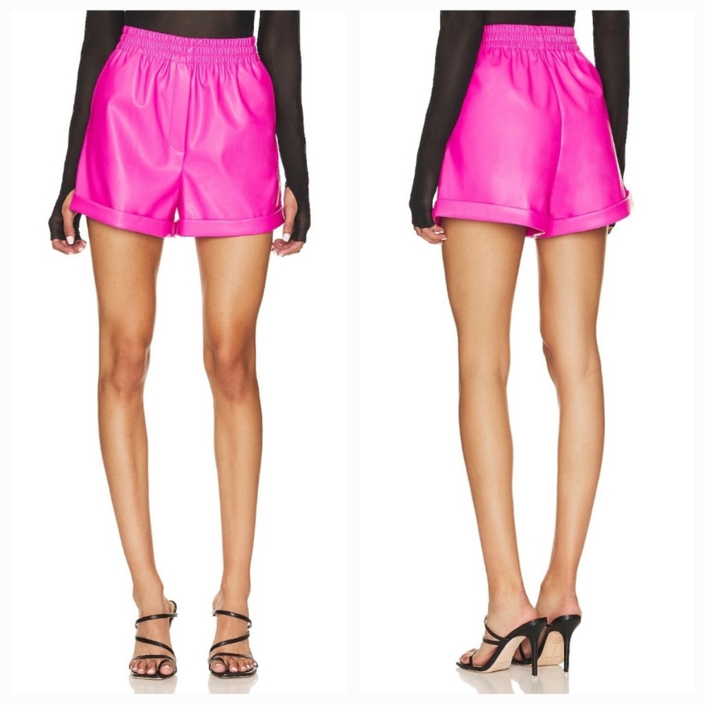 💖FONDA SHORT Steve Madden BARBIE PINK FAUX LEATHER SHORTS 💕💖WORN ONCE